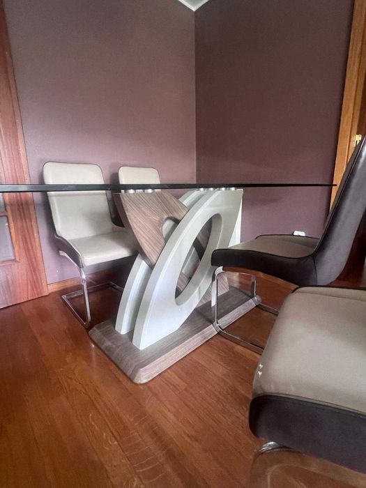 Mesa de vidro 6 lugares