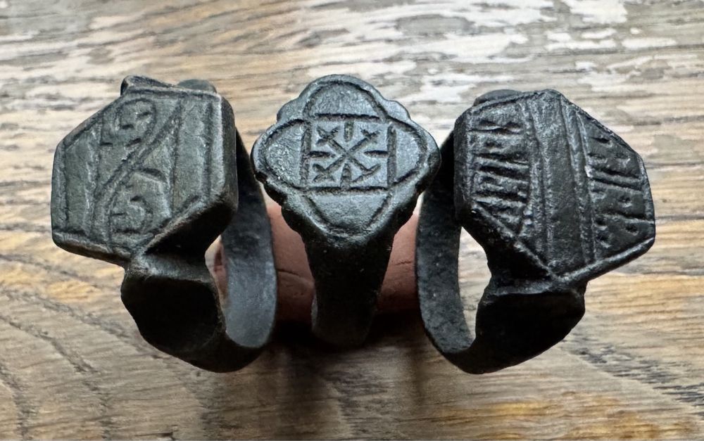 Перстні Київська Русь старшини тамга