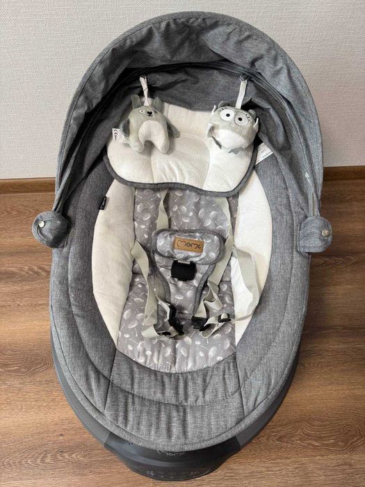 Закачуючий центр гойдалка MoMi Kenani Grey для новонароджених дітей 0+, шезлонг для немовляти