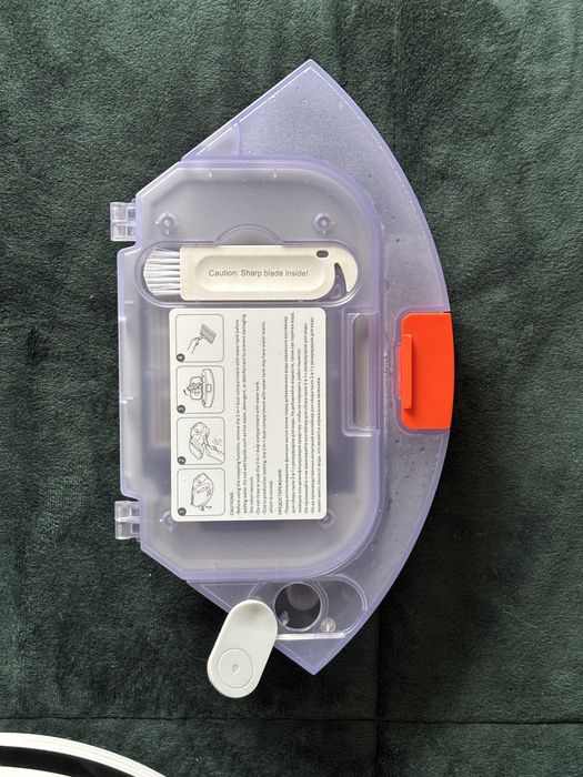 Xiaomi Robot Vacuum E10 - com acessórios originais e caixa