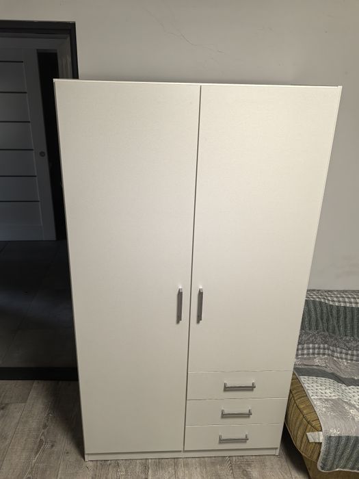 Skręcanie Składanie Montaż mebli