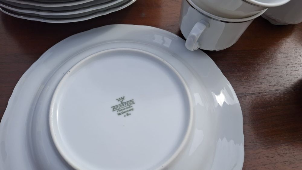 Zastawa stołowa komplet