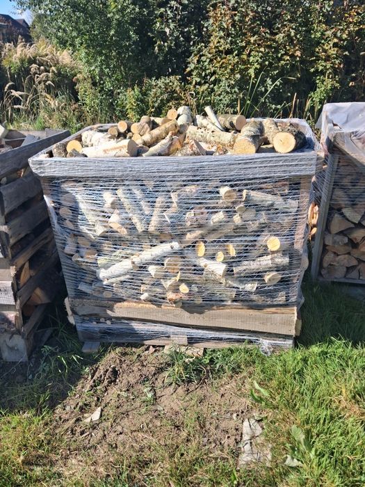 Sprzedam drewno rąbane i układane brzoza sosna
