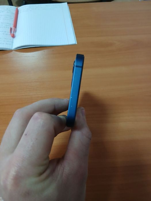 продам iPhone 12 на 128 гб