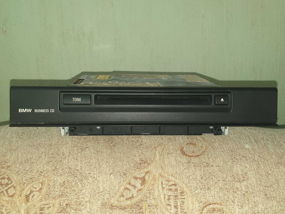 CD samochodowe 

BMW E39 Business 6 , 902818