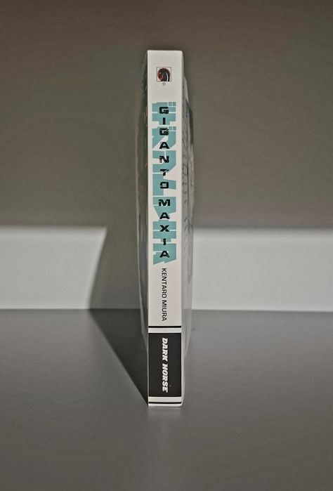 Манга Giganto Maxia / Гигантомахия (Kentaro Miura)