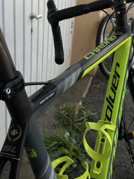 Bicicleta de estrada em Carbono