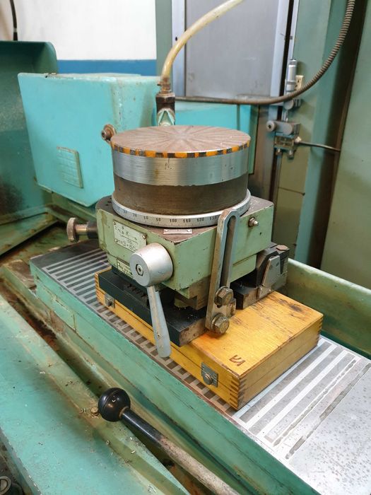 Стол синусный делительный 3Е70.П11 -02 (с магнитным патроном)