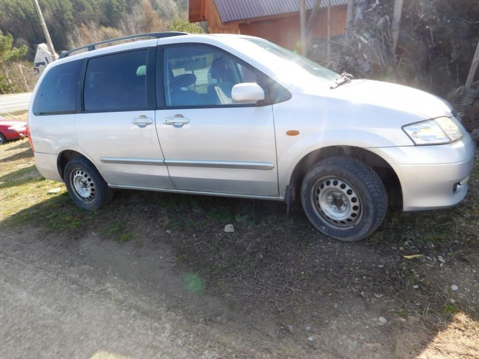 mazda mpv 99-06 dywan wykładzina podłogowa