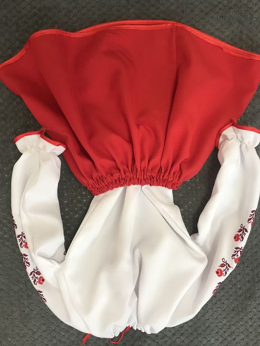 Український костюм на дівчинку 3-5 років