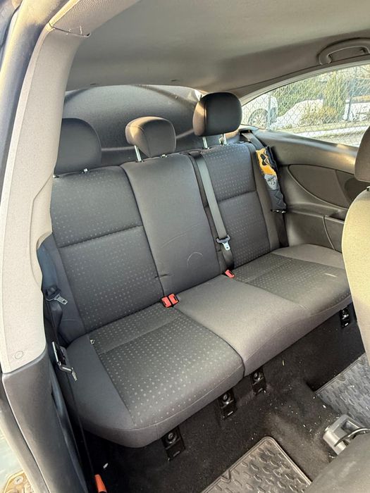 CAR4YOU FORD FOCUS 1.8 Benzyna 2004 klimatyzacja 182551km