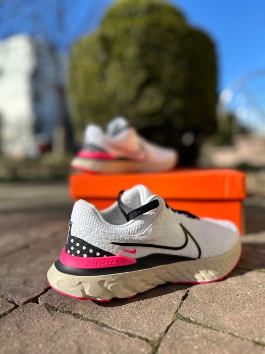 Жіночі оригінальні кросівки Nike React Infinity Flyknit 3 DH5392-101