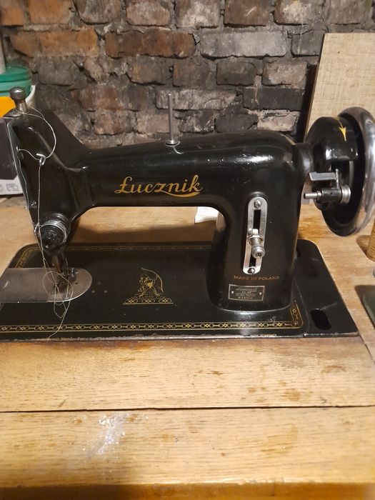 Łucznik maszyna do szycia