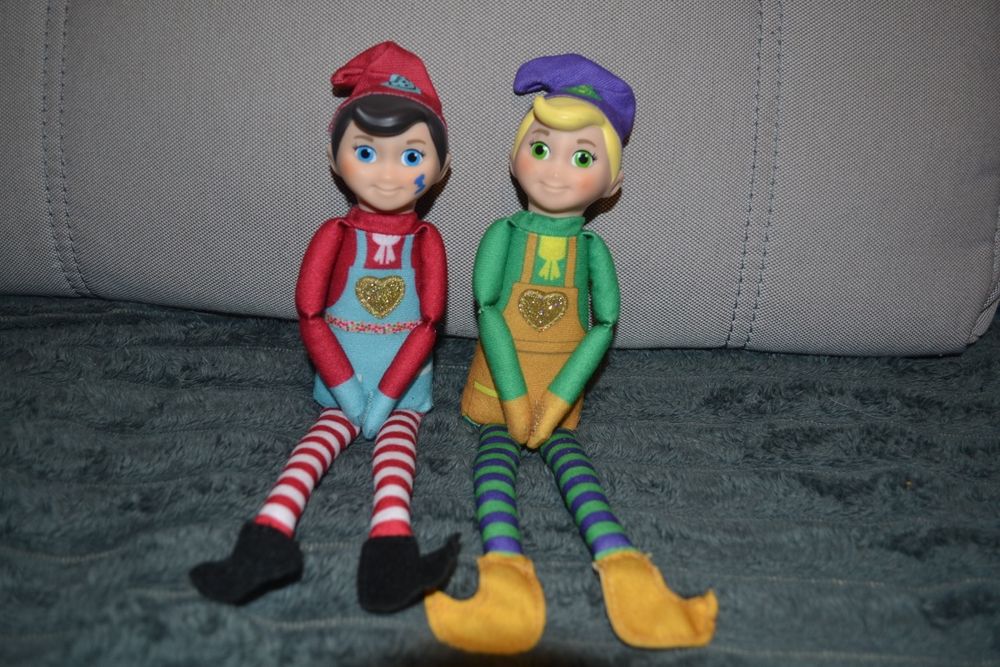 Ельфы на полке.Elf on the shelf.