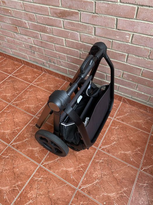 Коляска Chicco Mysa 2 в 1