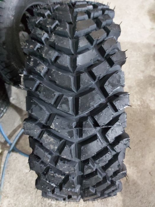 Opony Terenowe 215/70 R16 Ranger Grip Wzór Yokohama Geolandar MT G001
