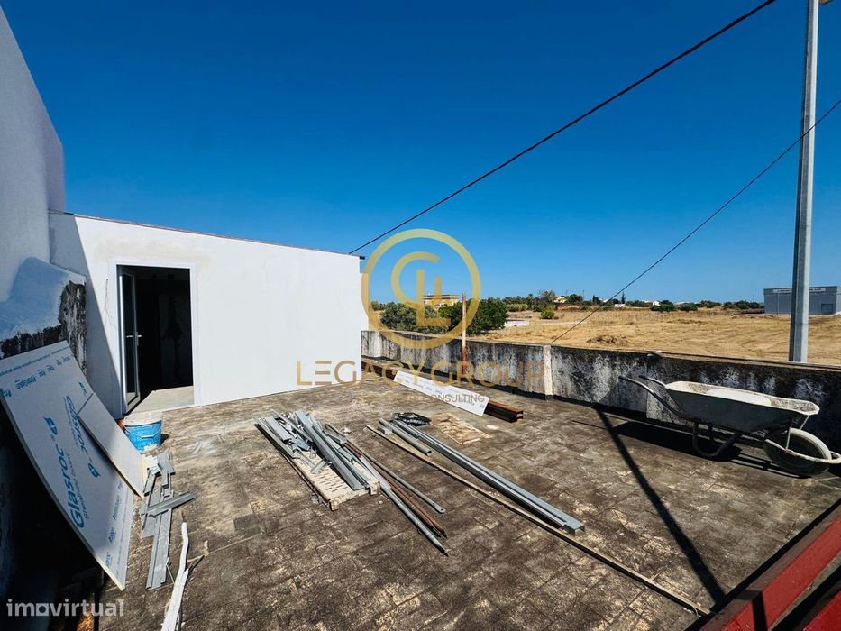 Moradia para Renovar em Areal Gordo – Faro