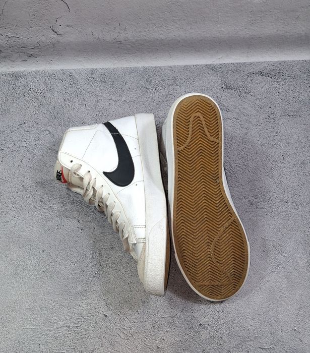 Кроссовки Nike Blazer Mid кожаные мужские белые ботинки SB Stefan Janoski