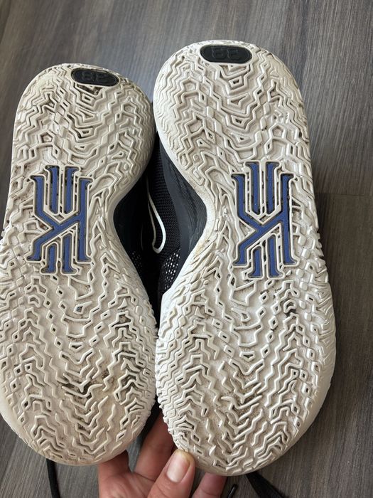 Nike Kyrie 7  баскетбольные  38