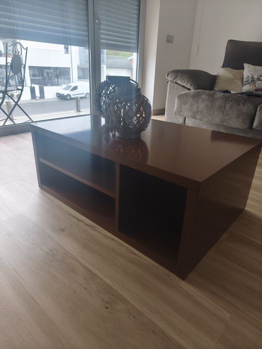 Mesa de centro à venda