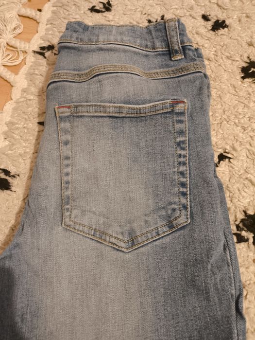 Spodnie jeans chłopięce 152