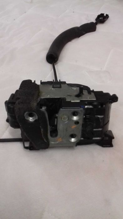 Fecho porta esquerda traz renault laguna lii