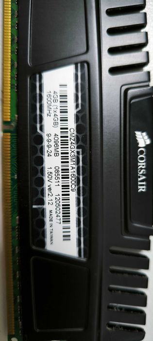 Caixa ATX, fonte de alimentação e leitor de CD para Computador64354162672003124