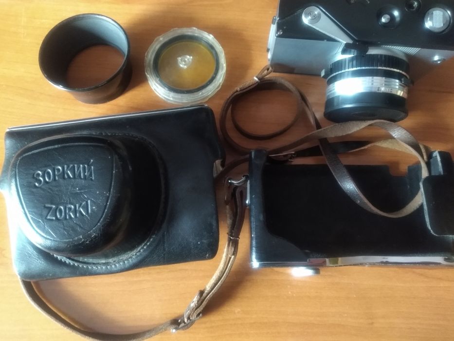 Aparat zorki 10 z futerałem