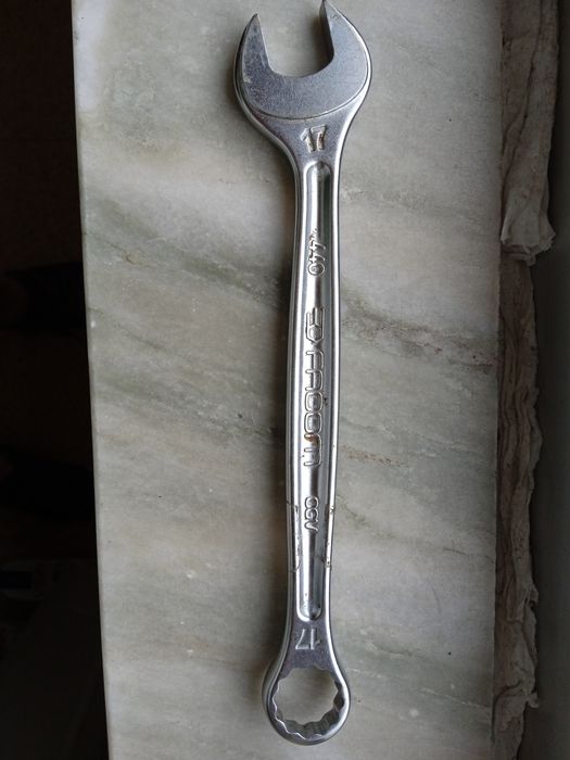 Chave 17 Facom muito bom estado