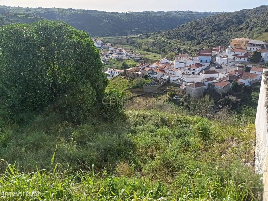 Terreno rustico no Carvalhal com 1800 m2