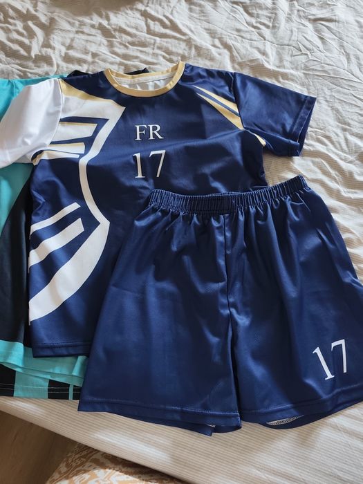 Equipamento futebol rapaz 10anos