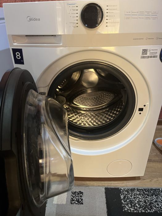 Продам пральну машину Midea MF200W70WB на 8 кг