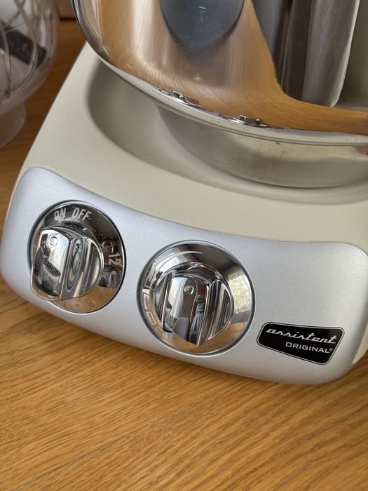 Ankarsrum (планетарний міксер, тістоміс)