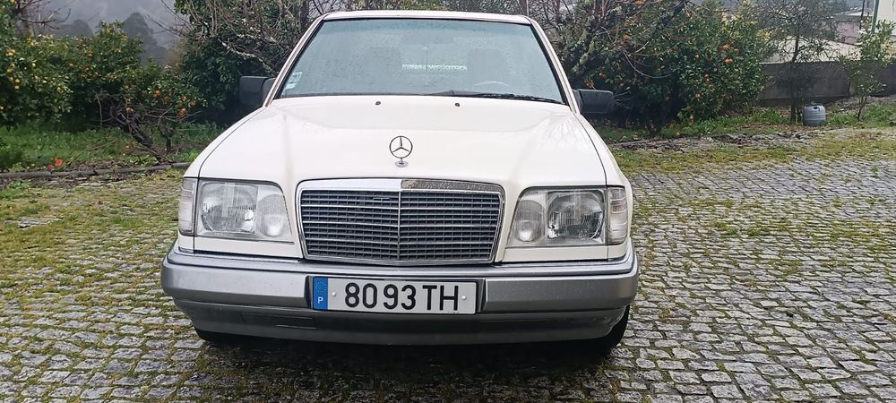 Mercedes-Benz E 200 D