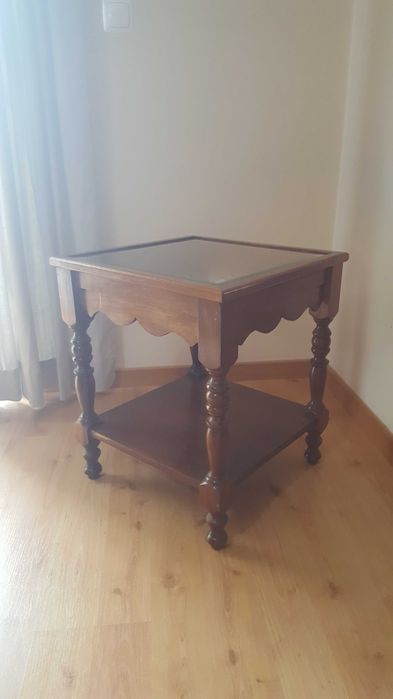 Mesa de centro/apoio