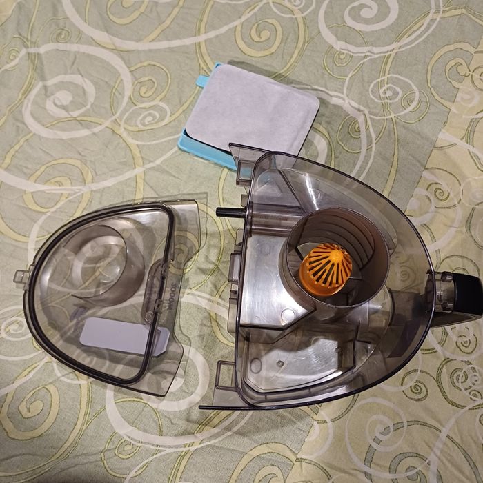 Пилосос Philips без мішка + новий двигун+фільтридля пилу,  fc8672/01