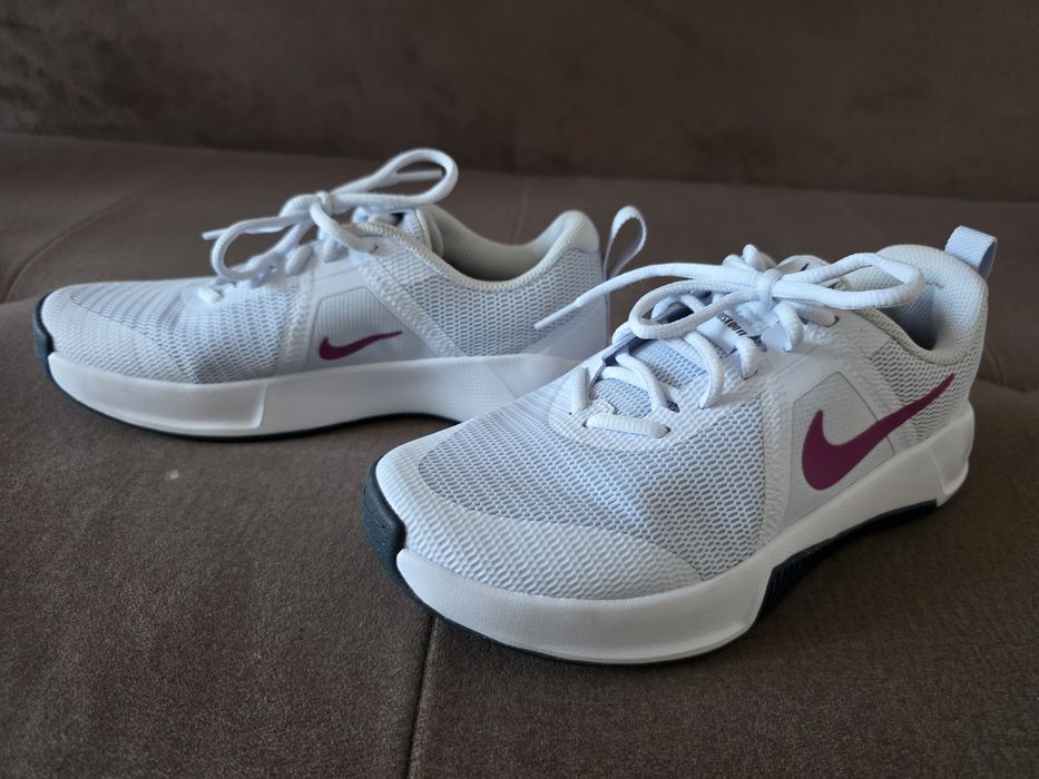 Nike MC Trainer 3  – szare, do futbolu, granatowe/ciepły fuksja 38.5