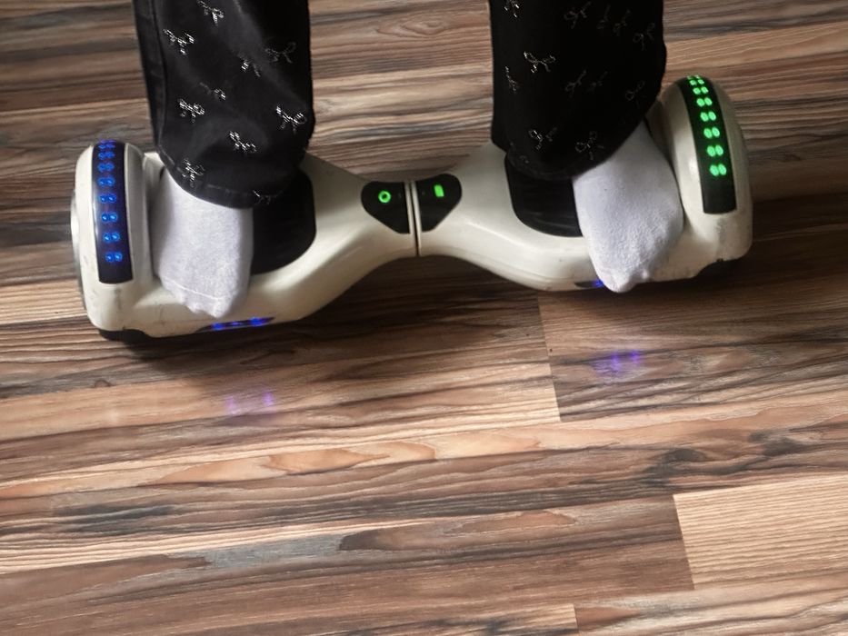 Hoverboard bialy