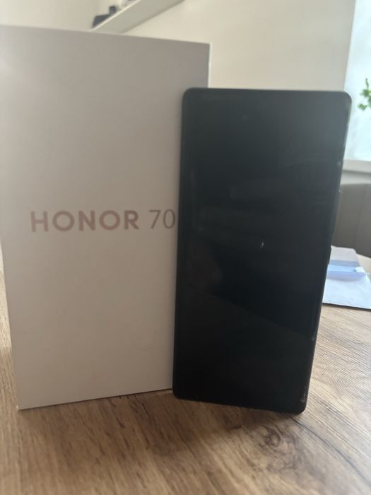 Honor  70 super  stan