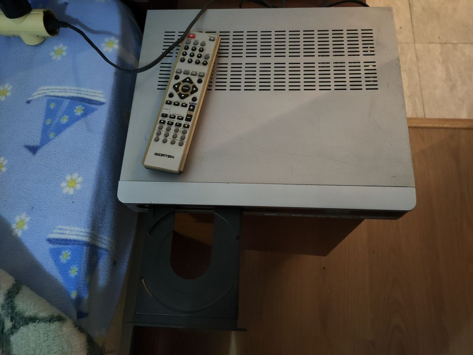 DVD Worten com comando