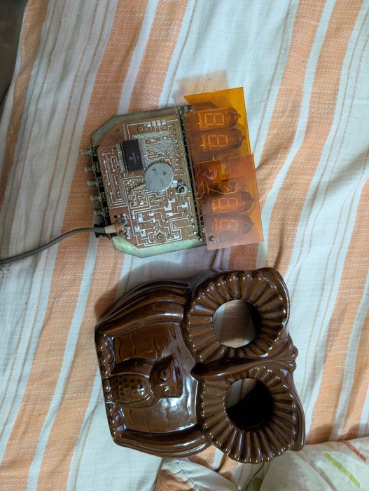 Ламповые часы сова - Электроника