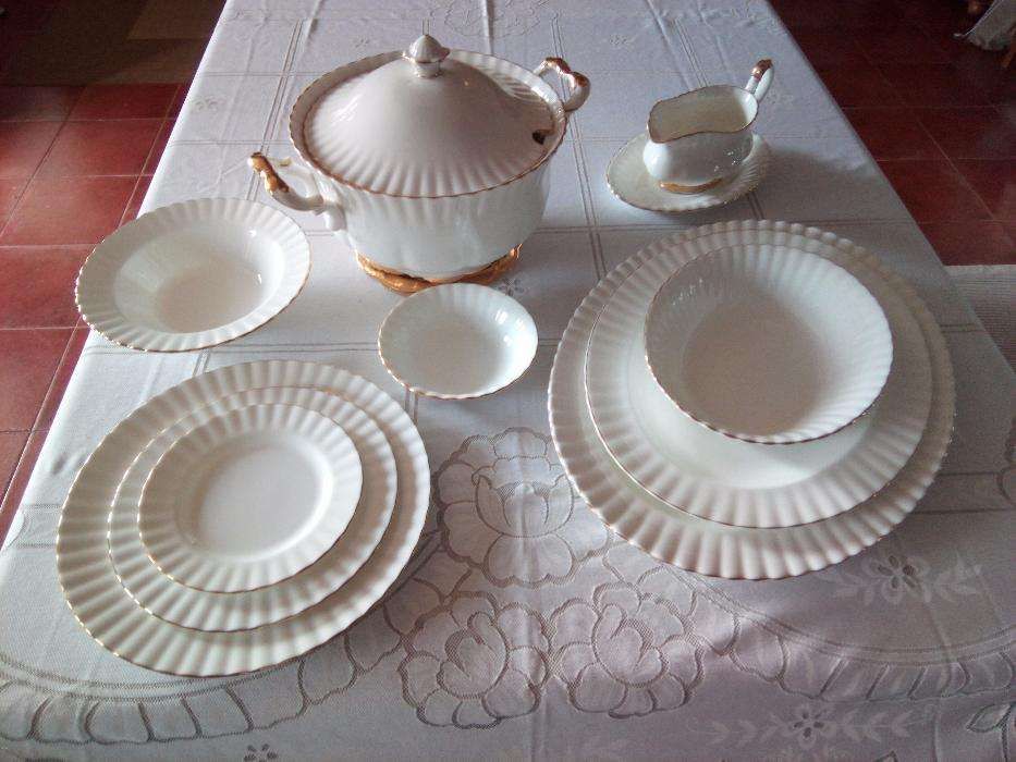 Royal Albert Services64739674767233122