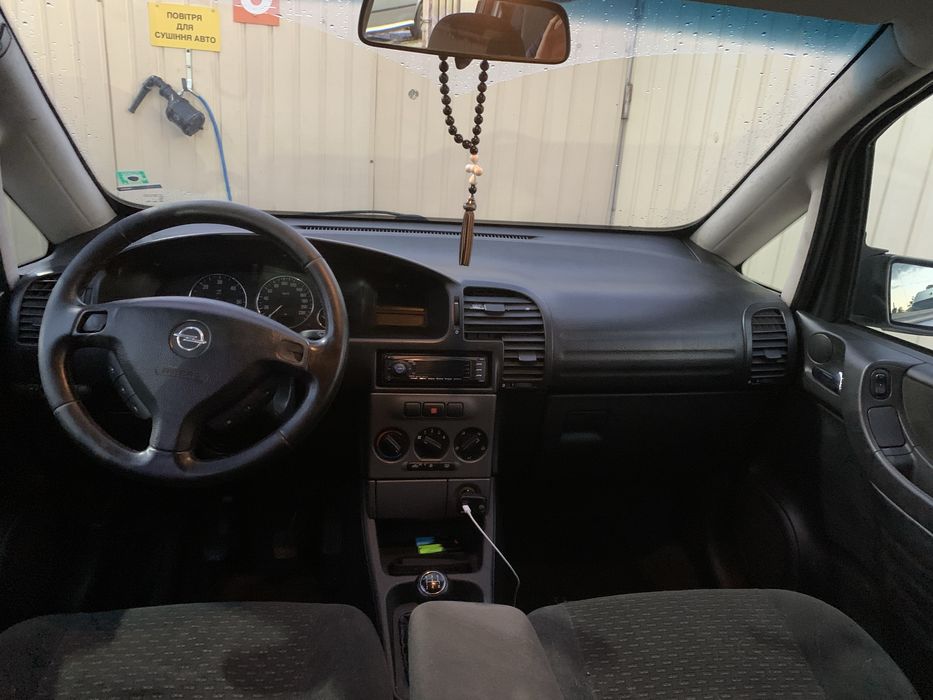Продам OPEL ZAFIRA 2.2 tdi 2003