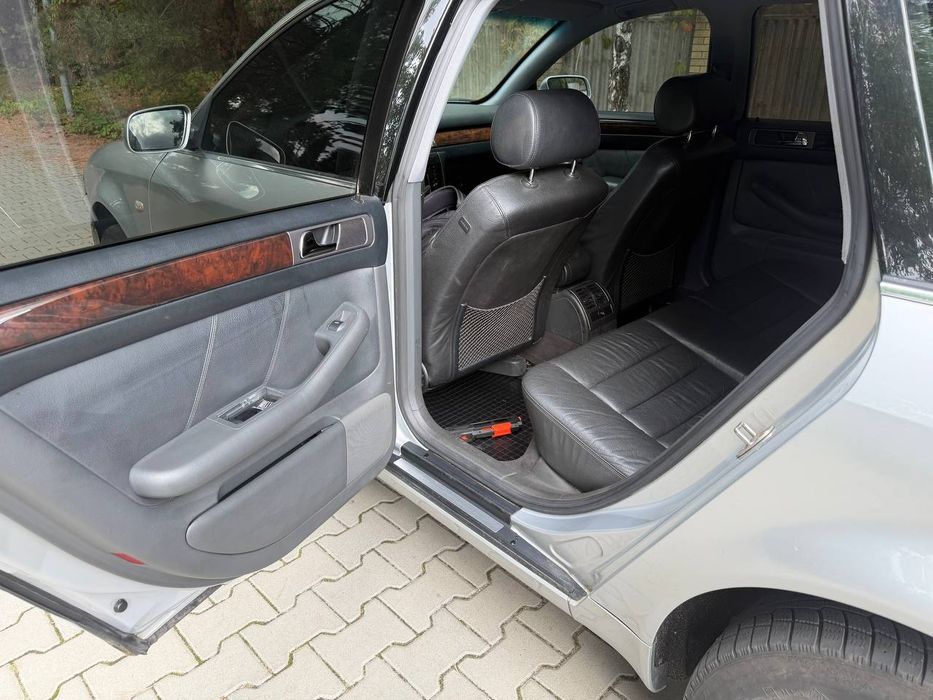 Audi A6 2001 рік. 2,5 дизель кпп автомат