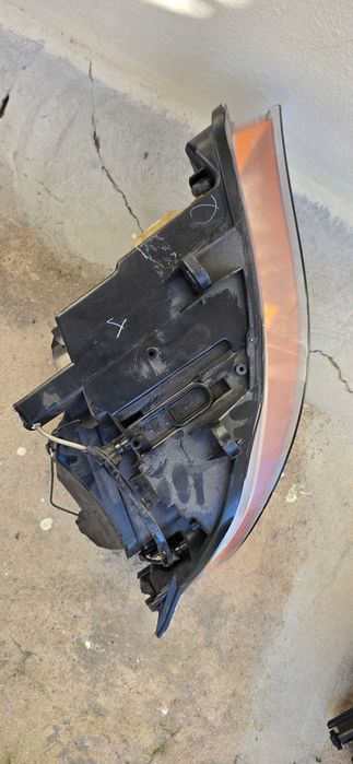 Farol frente Esquerdo BMW Z4 geração E85