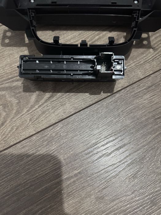 Оригінальна магнітола на Opel Astra J 2012