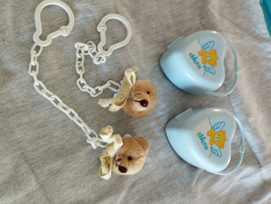 Corrente prende chupetas