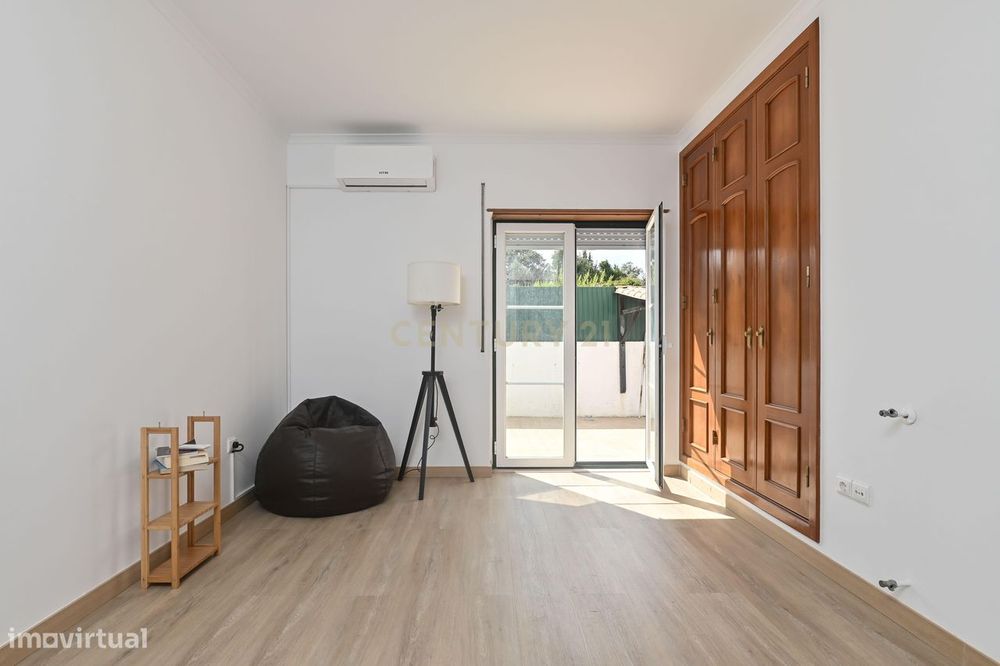 Apartamento T2 em Milharado, com terraço e parquemento