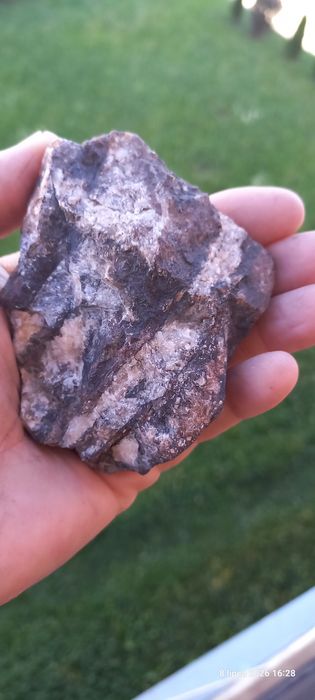 Minerały brekcja barytowa,goethyt