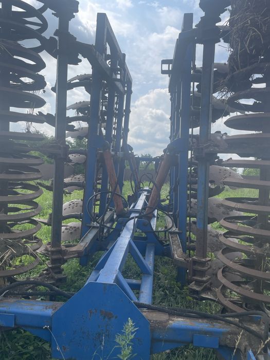 Лущильник дисковий ЛДВ-6.